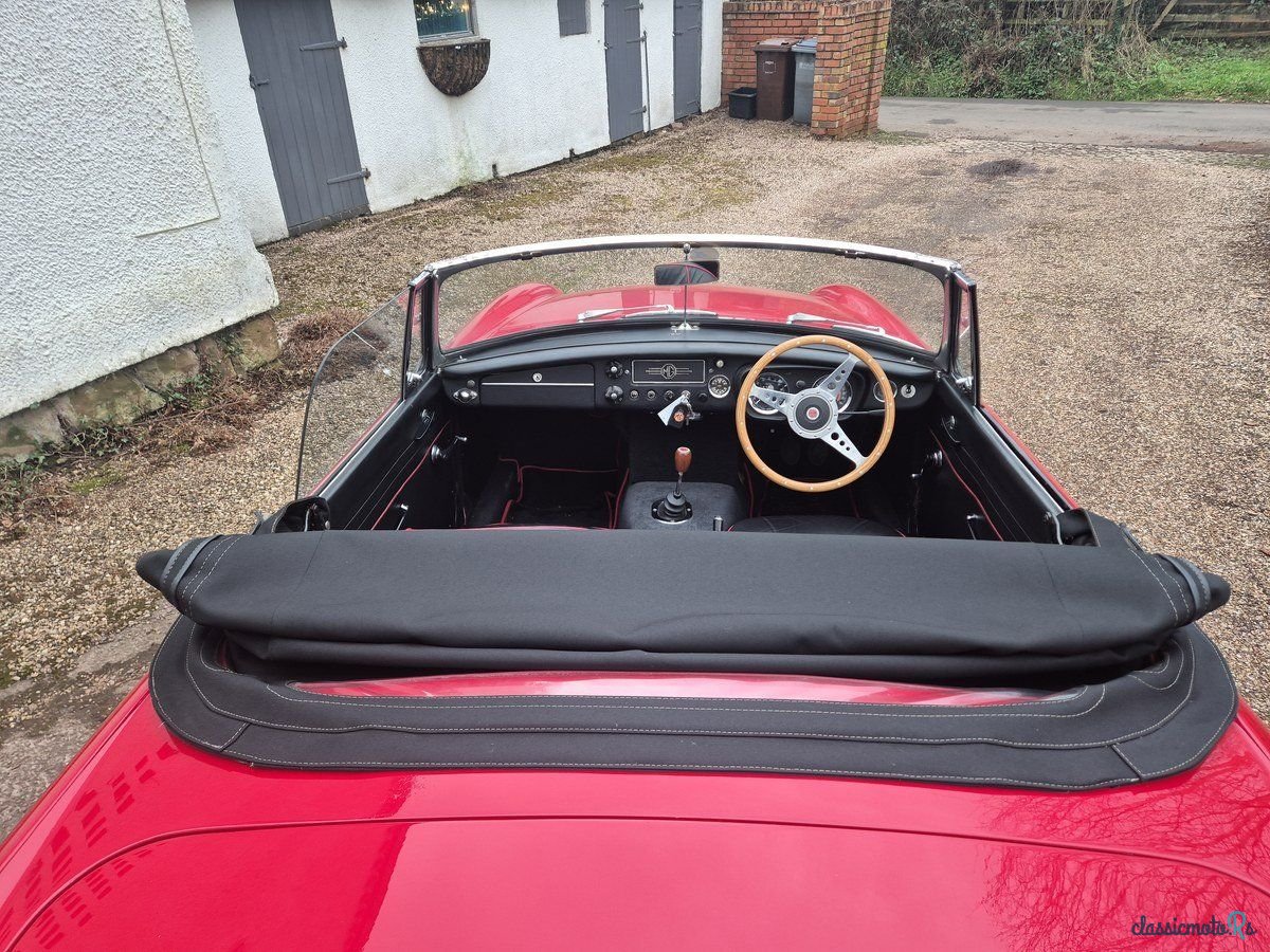 1967' MG MGB photo #6