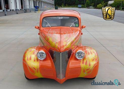 1939' Chevrolet Sedan Deluxe Sedan photo #2