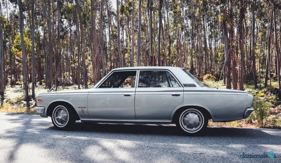 1970' Toyota Crown photo #4