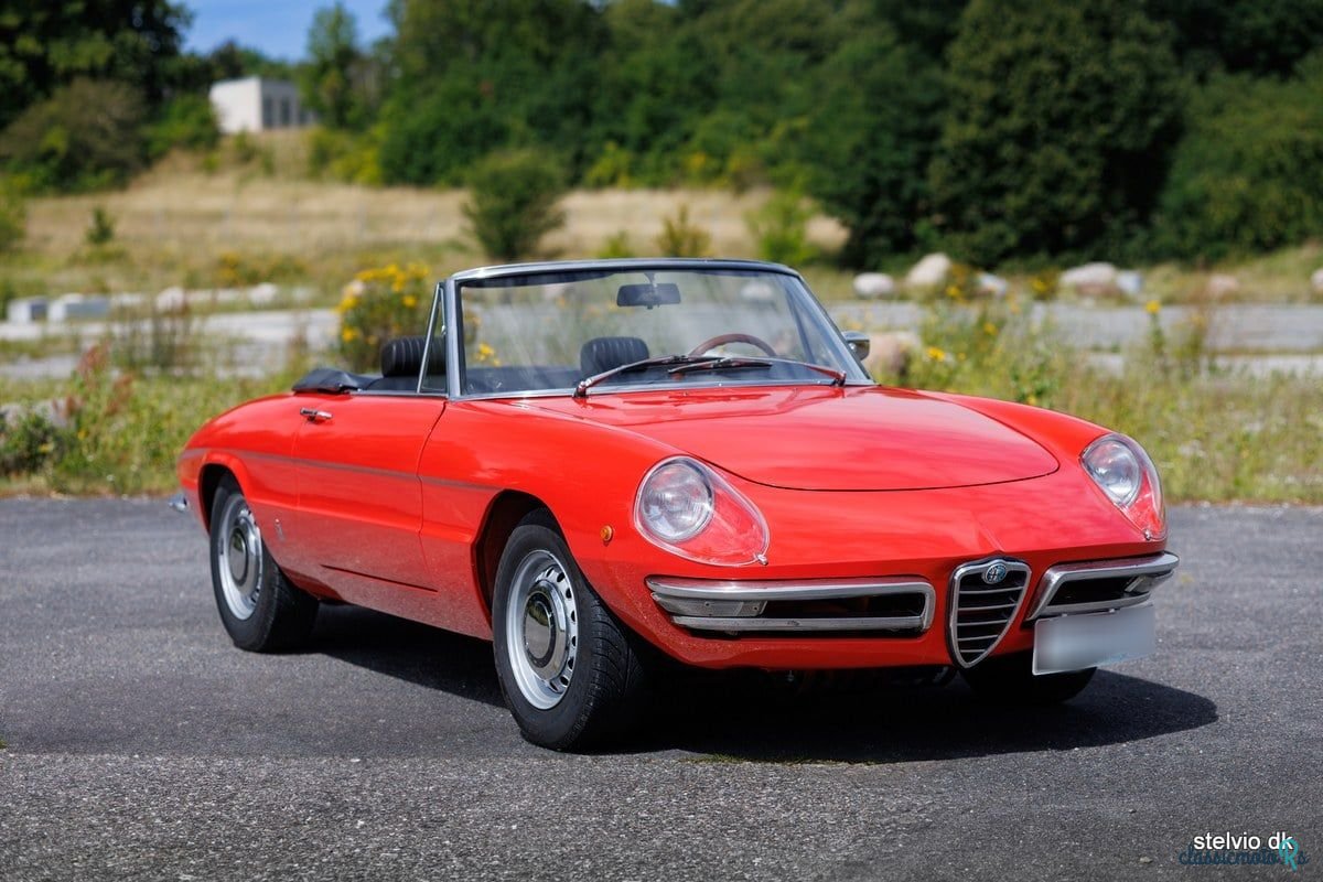 1969' Alfa Romeo Spider photo #5