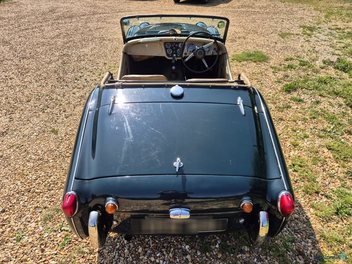 1961' Triumph TR3 photo #2