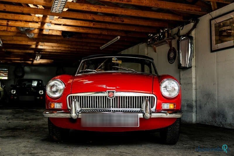 1967' MG MGB photo #5