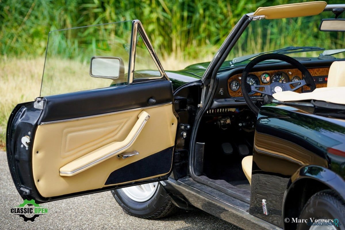 1981' Fiat 124 Spider photo #4