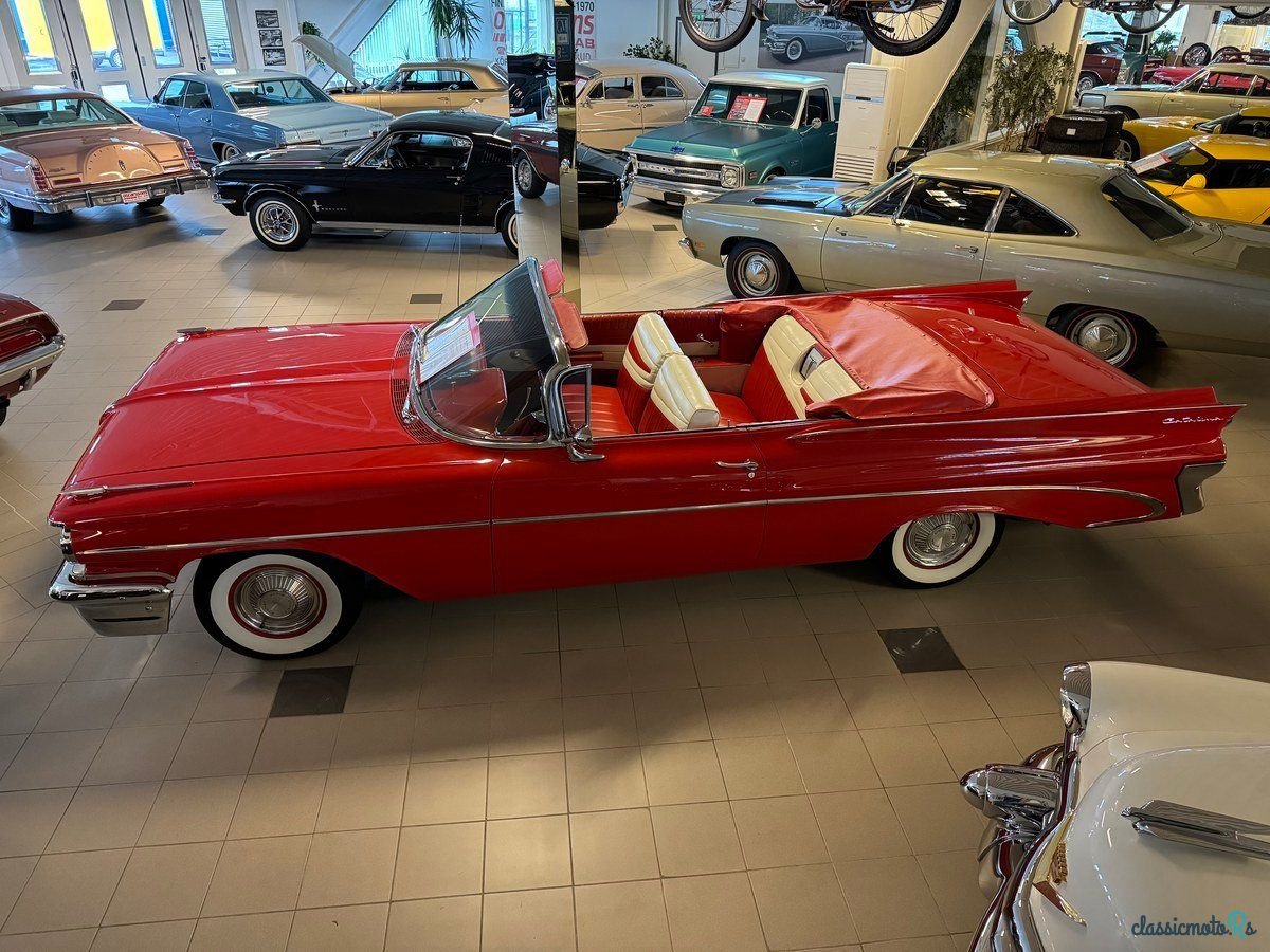 1959' Pontiac Catalina photo #1