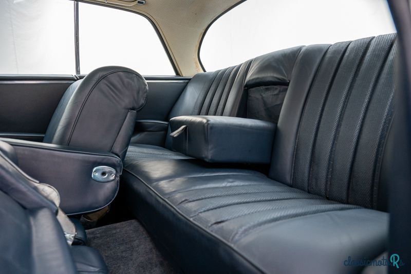 1968' Mercedes-Benz 280 SE '68 CH00479 photo #5