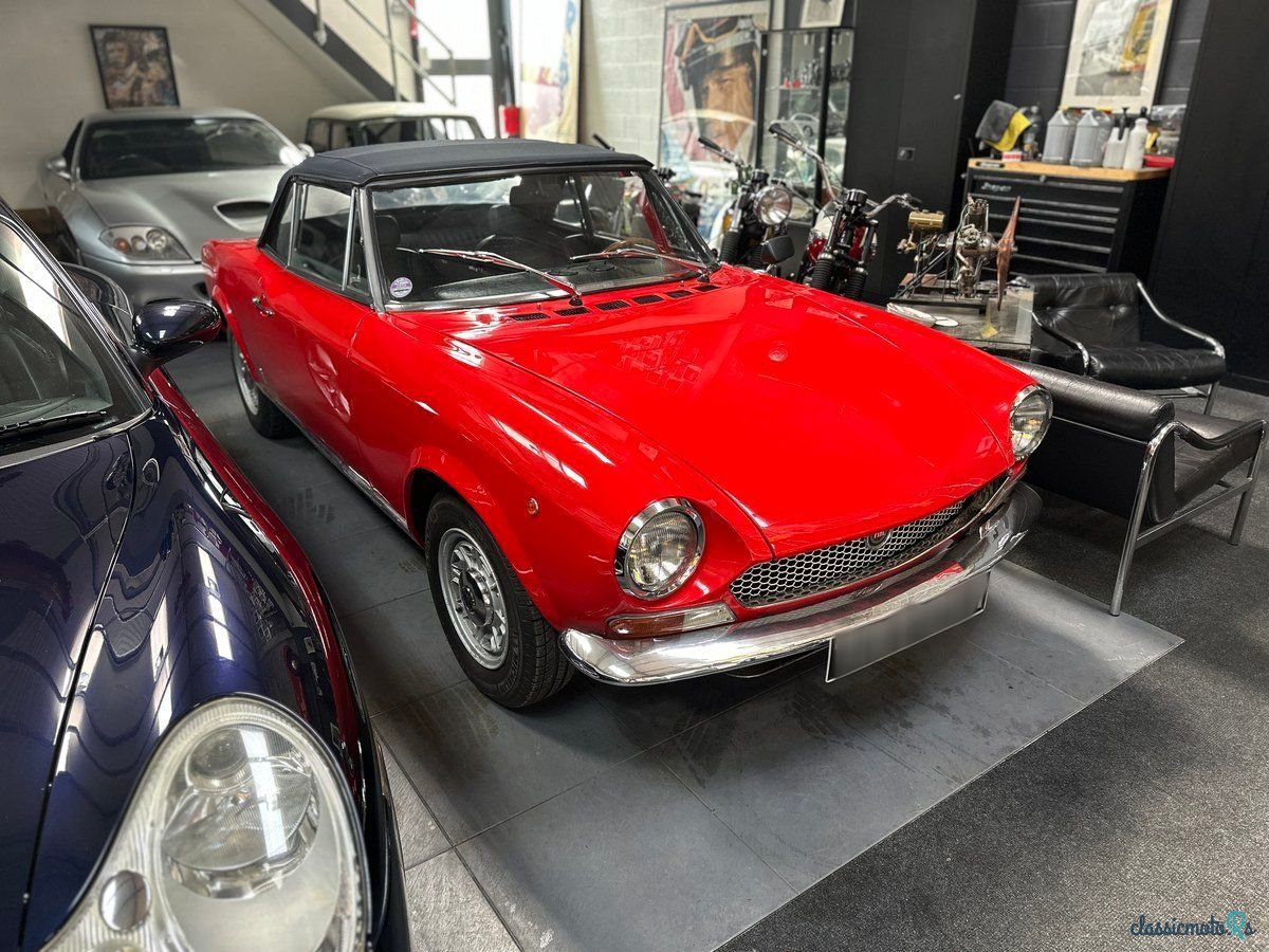 1970' Fiat 124 Spider photo #2