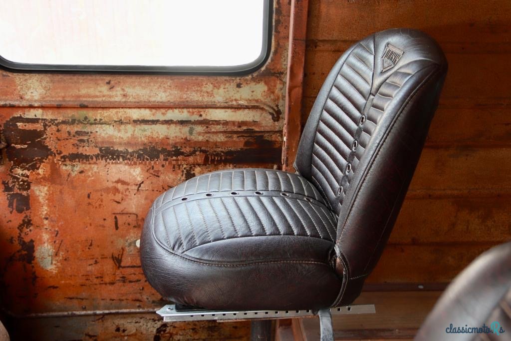 1954' International Harvester photo #5