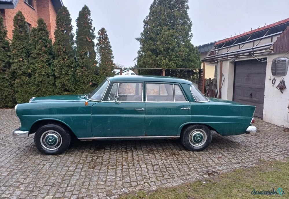 1962' Mercedes-Benz 190C W110 photo #5