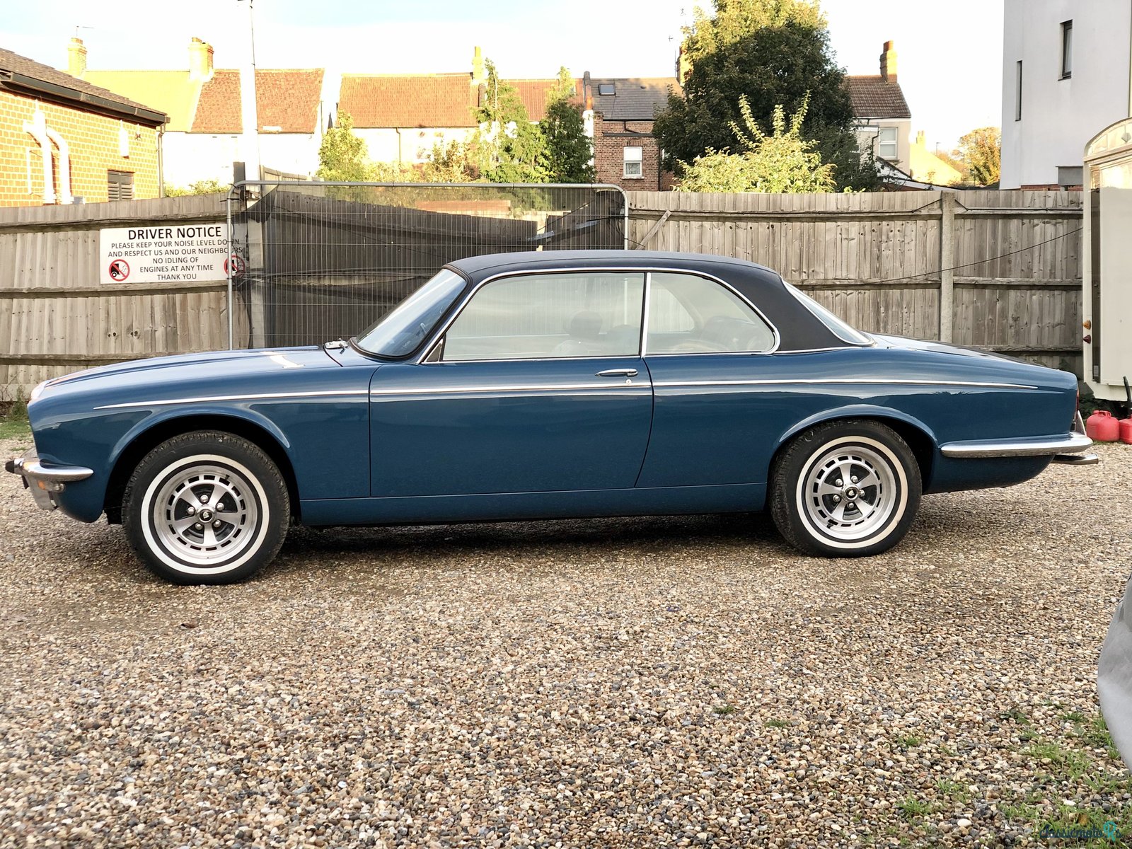 1976' Daimler Xjc / Daimler Coupe for sale. Middlesex