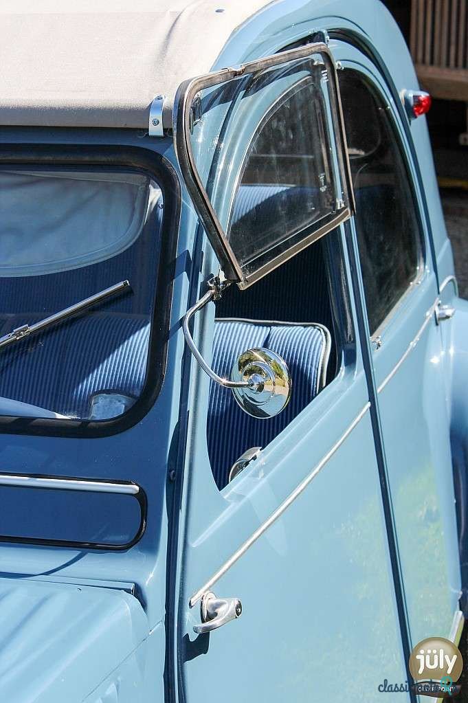 1958' Citroen 2CV photo #2
