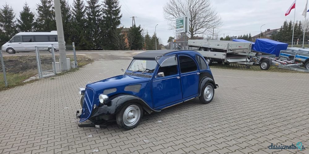 1977' Citroen 2 Cv photo #2