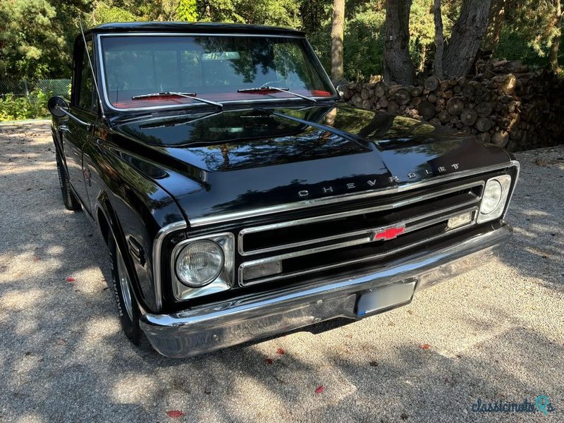 1968' Chevrolet C-10 photo #2