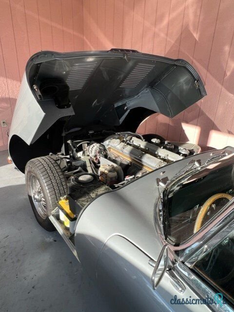 1970' Jaguar XK-E photo #4