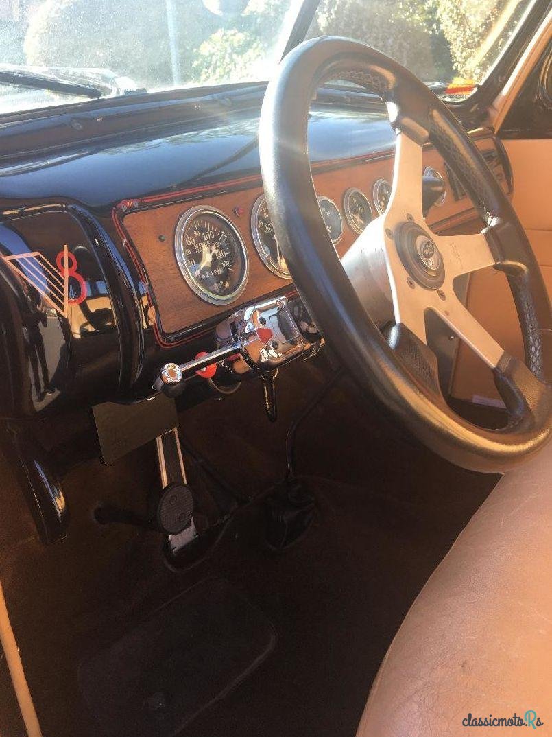 1940' Ford Deluxe photo #4