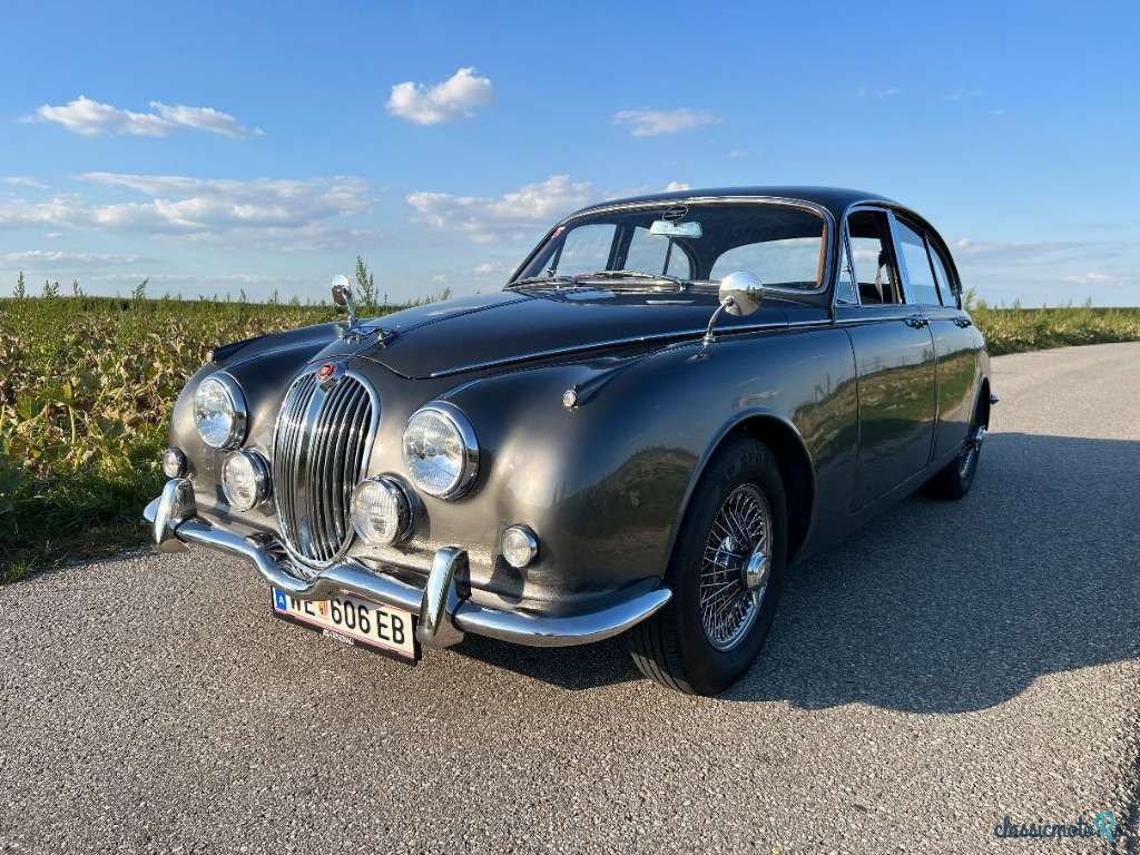 1969' Jaguar 240 photo #1