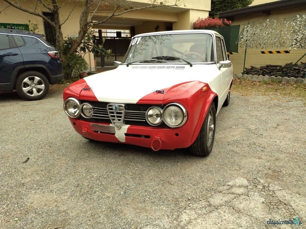 1976' Alfa Romeo Giulia photo #3