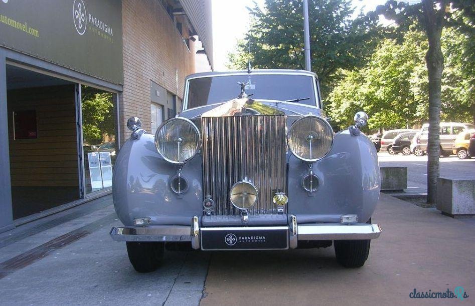 1949' Rolls-Royce Silver Wraith 4.3L photo #2