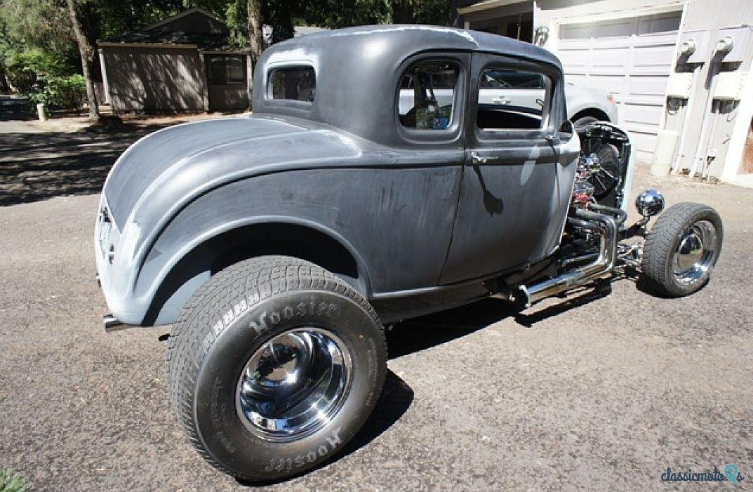 1932' Ford photo #3