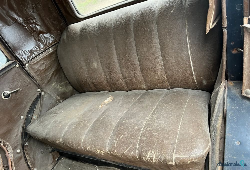 1935' Renault Monaquatre photo #6