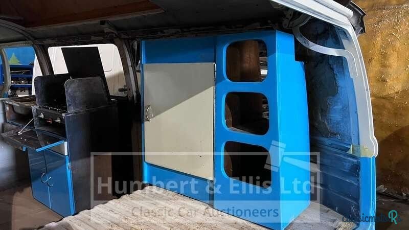 1979' Volkswagen Camper photo #4