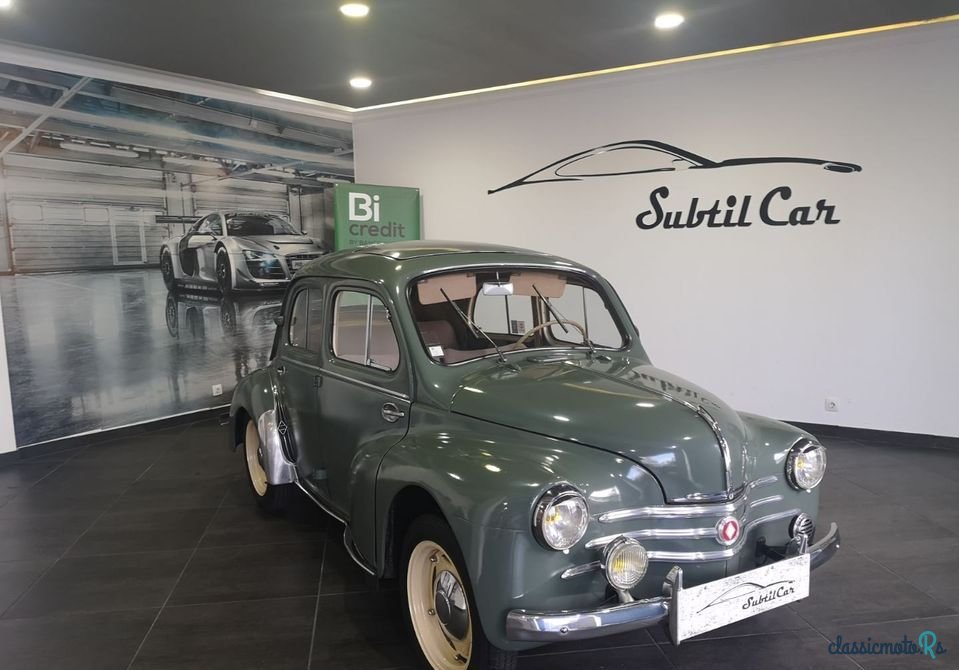 1954' Renault 4 photo #2