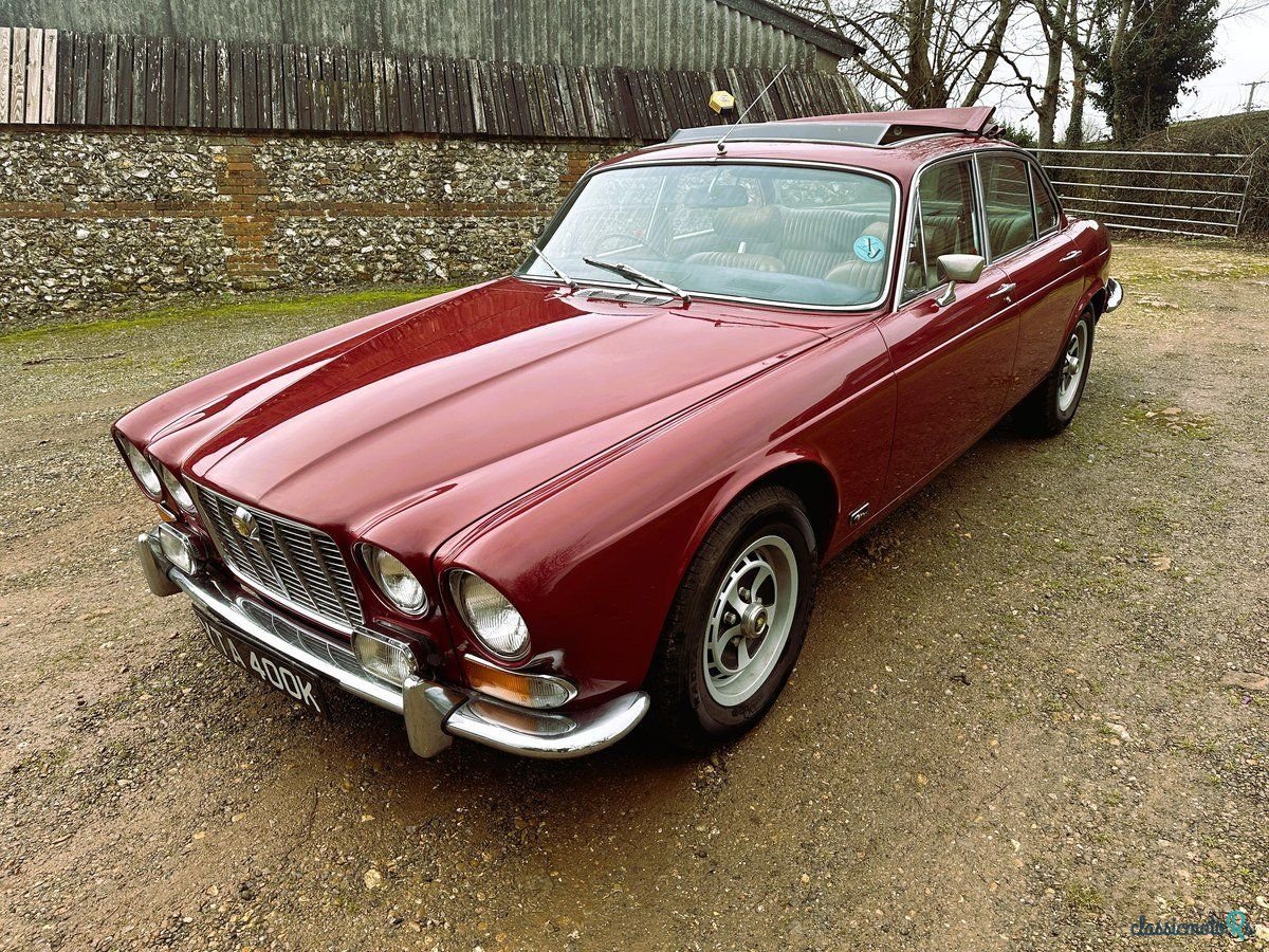 1972' Jaguar XJ photo #1