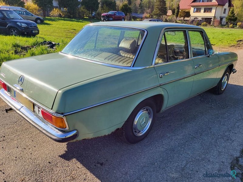 1973' Mercedes-Benz W114 photo #6