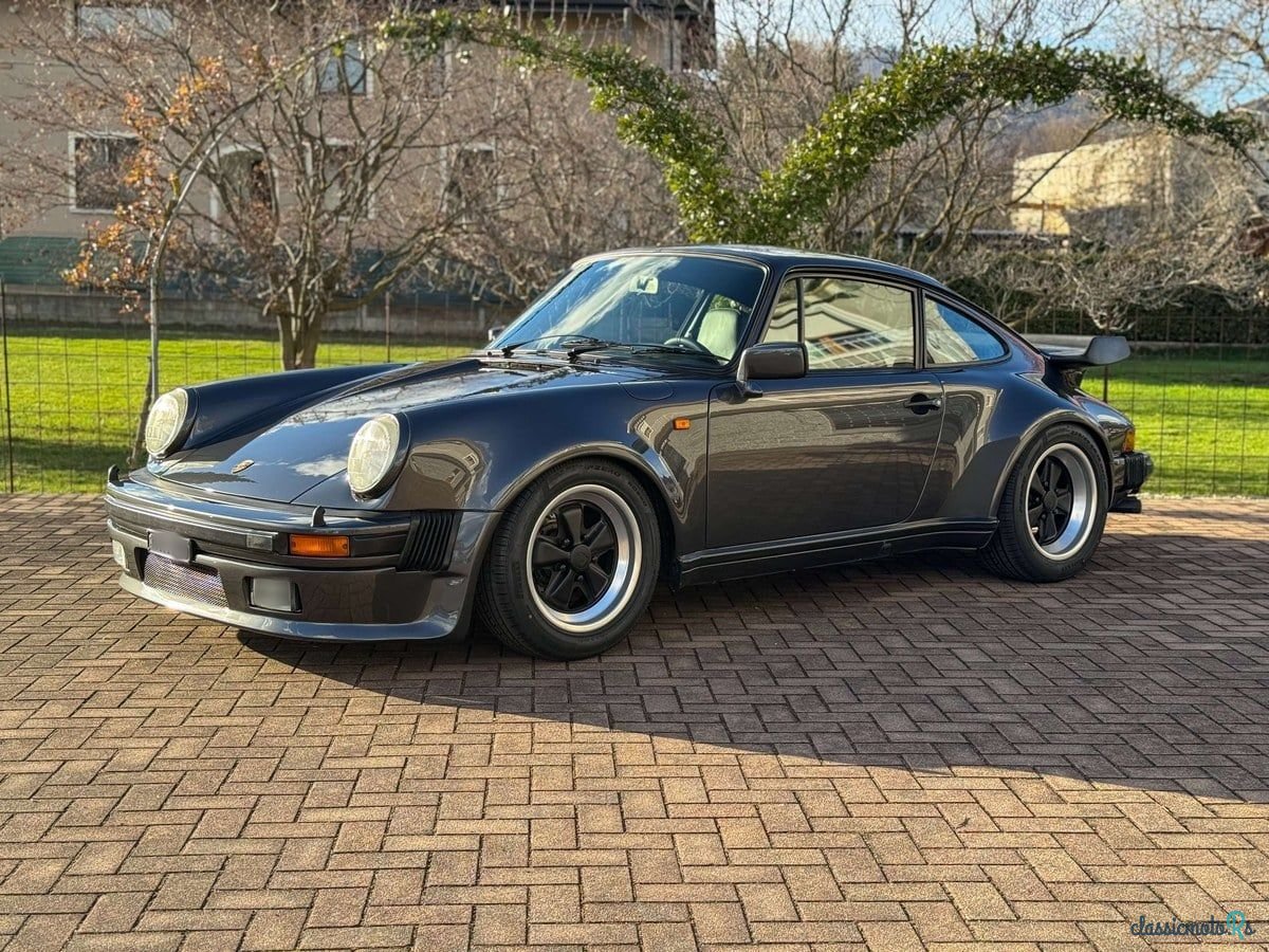 1980' Porsche 930911 photo #4