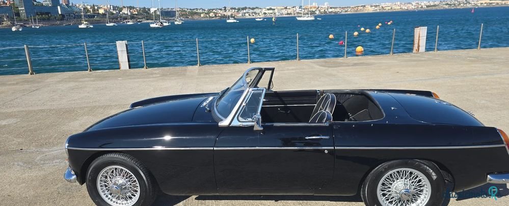 1967' MG MGB photo #1