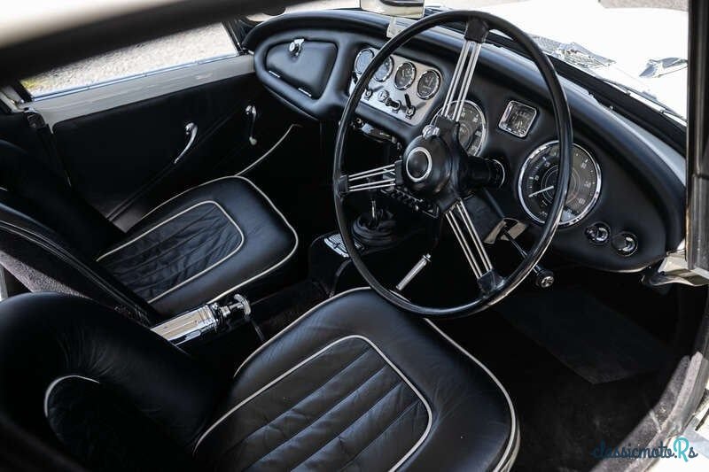 1963' Daimler Sp250 (Dart) photo #2