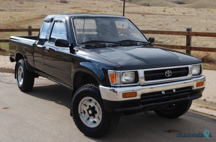 1991' Toyota Hilux photo #2