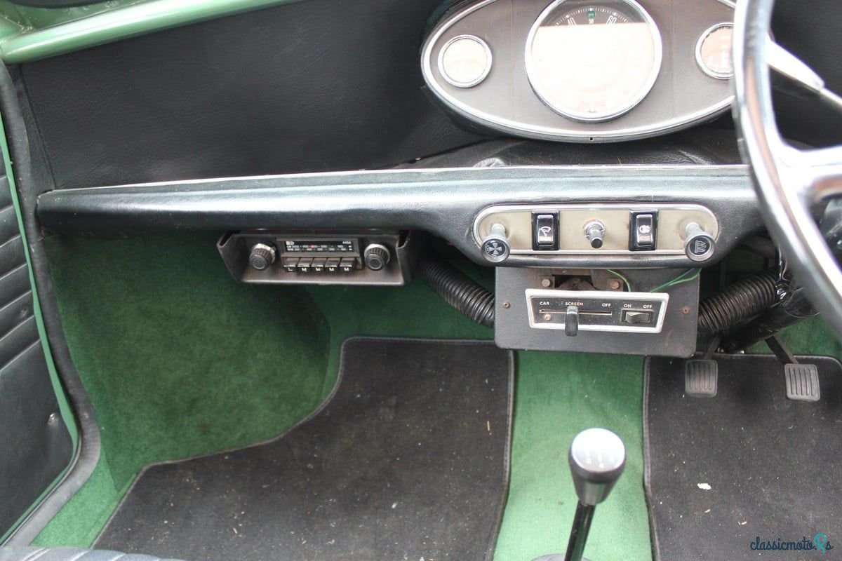 1975' Morris Mini photo #4