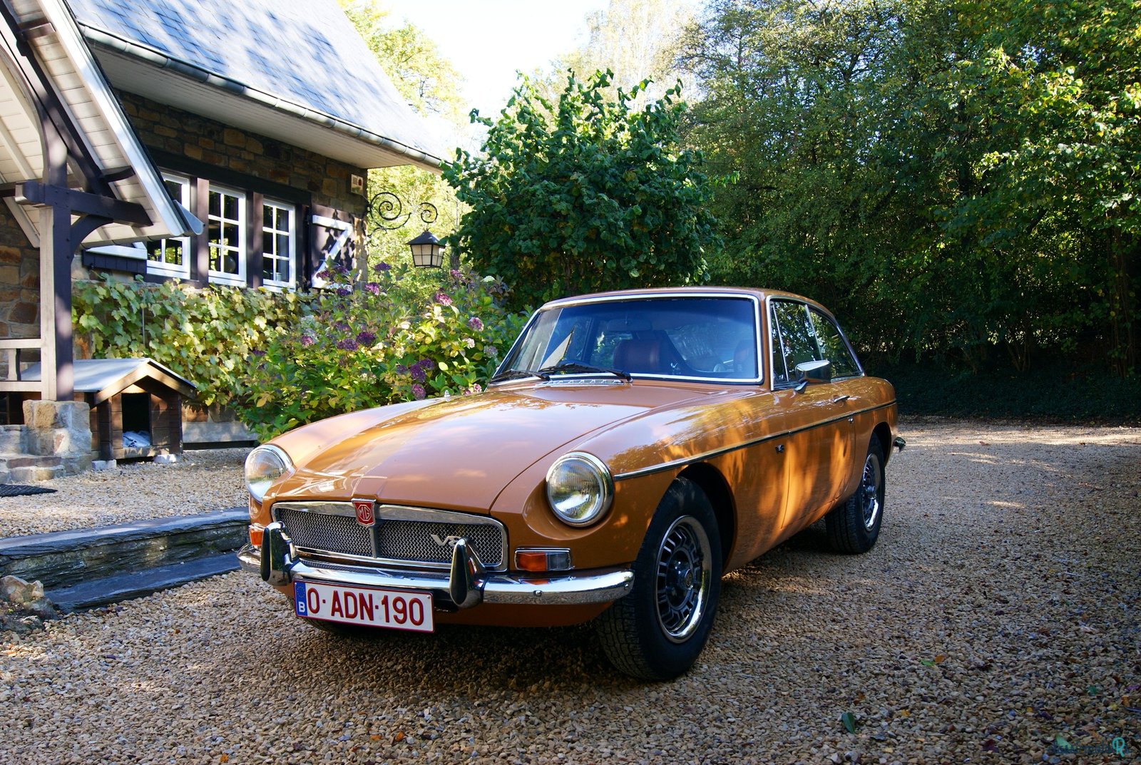 1974' MG B Gt V8 photo #3