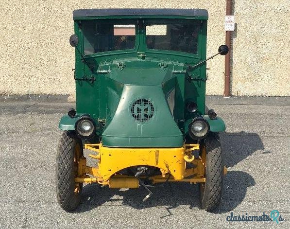 1924' Mack Model AC photo #1