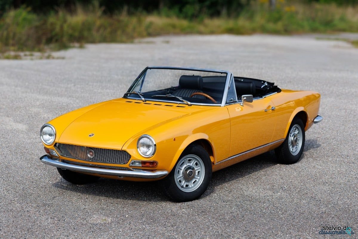1967' Fiat 124 Spider photo #4