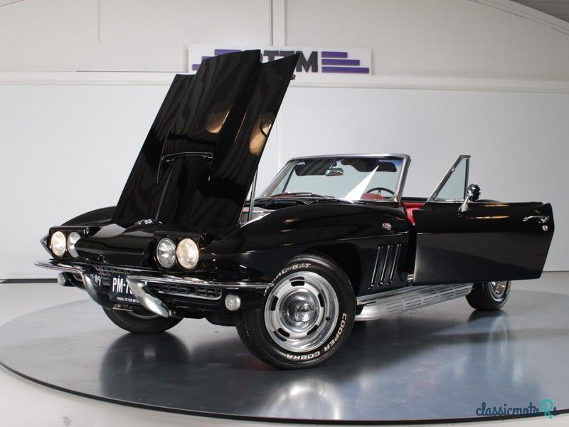 1966' Chevrolet Corvette photo #3