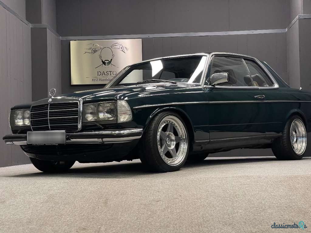 1979' Mercedes-Benz 280 photo #2