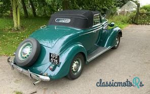 1936' Chrysler Airstream photo #2