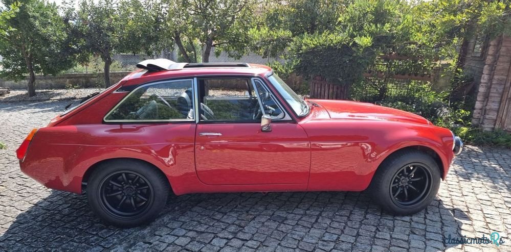 1974' MG MGB photo #5