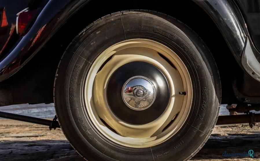 1957' Citroen 11 photo #6