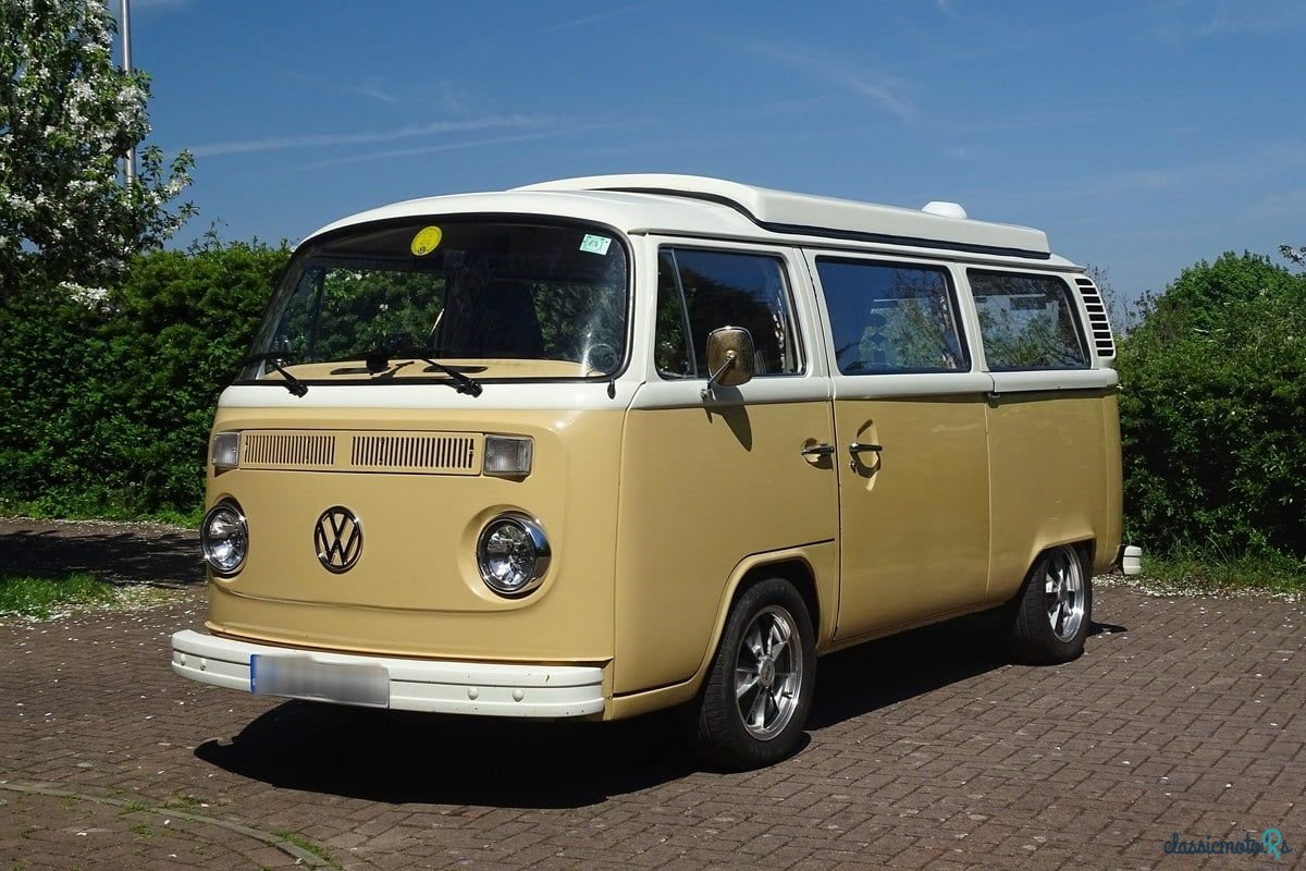 1978' Volkswagen Type 2 photo #3