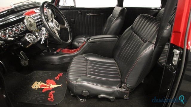 1940' Lincoln Zephyr photo #3