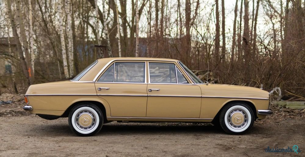 1973' Mercedes-Benz W115 200D photo #6