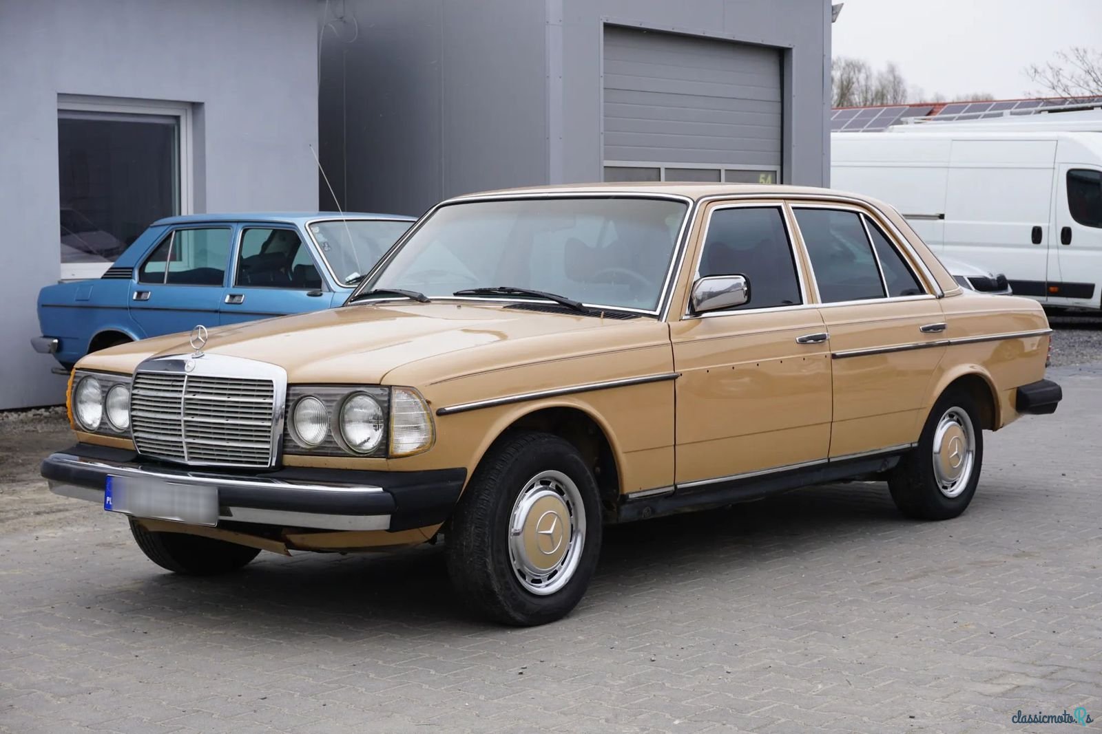 1978' Mercedes-Benz W123 photo #1