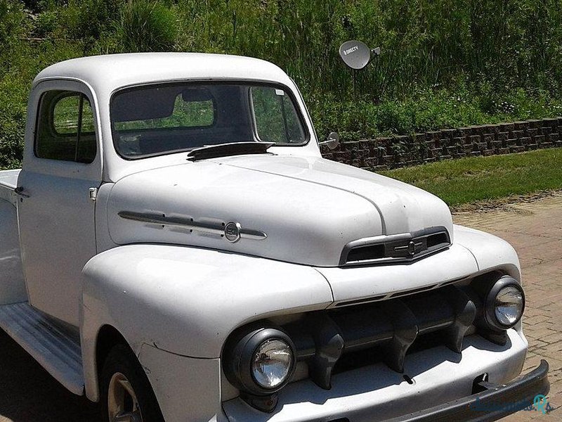 1951' Ford F-1 photo #2
