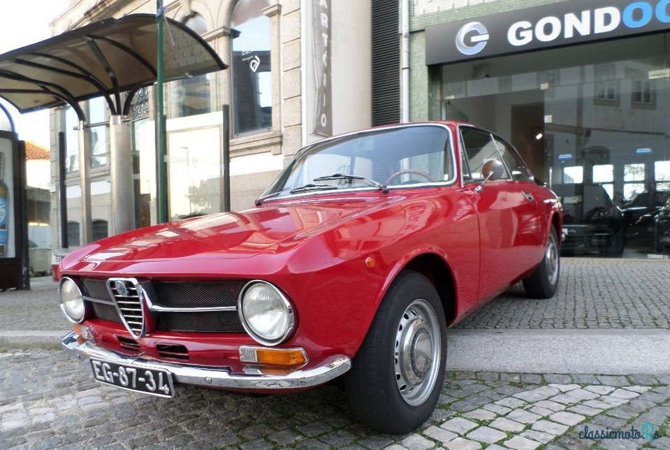 1971' Alfa Romeo Gt photo #1