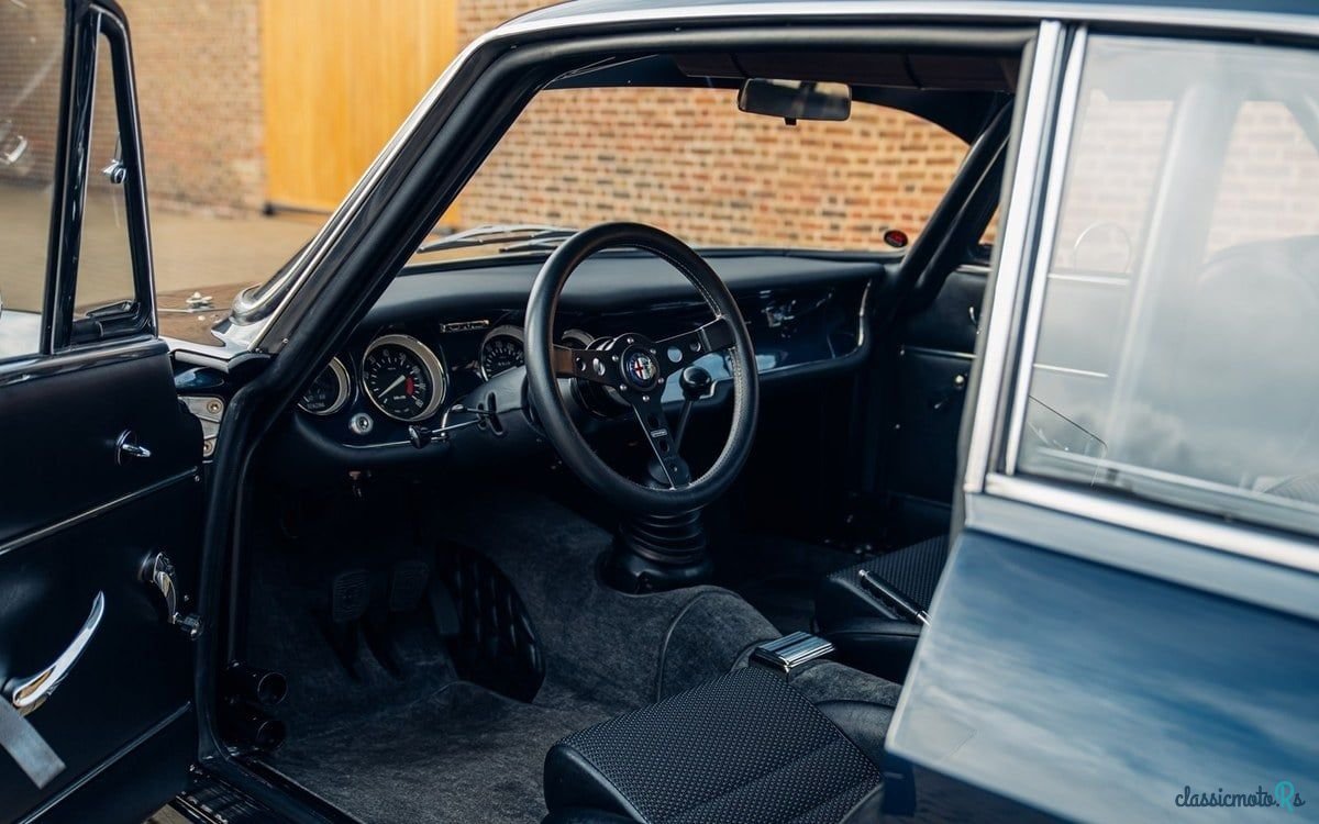 1969' Alfa Romeo Gt Junior photo #4