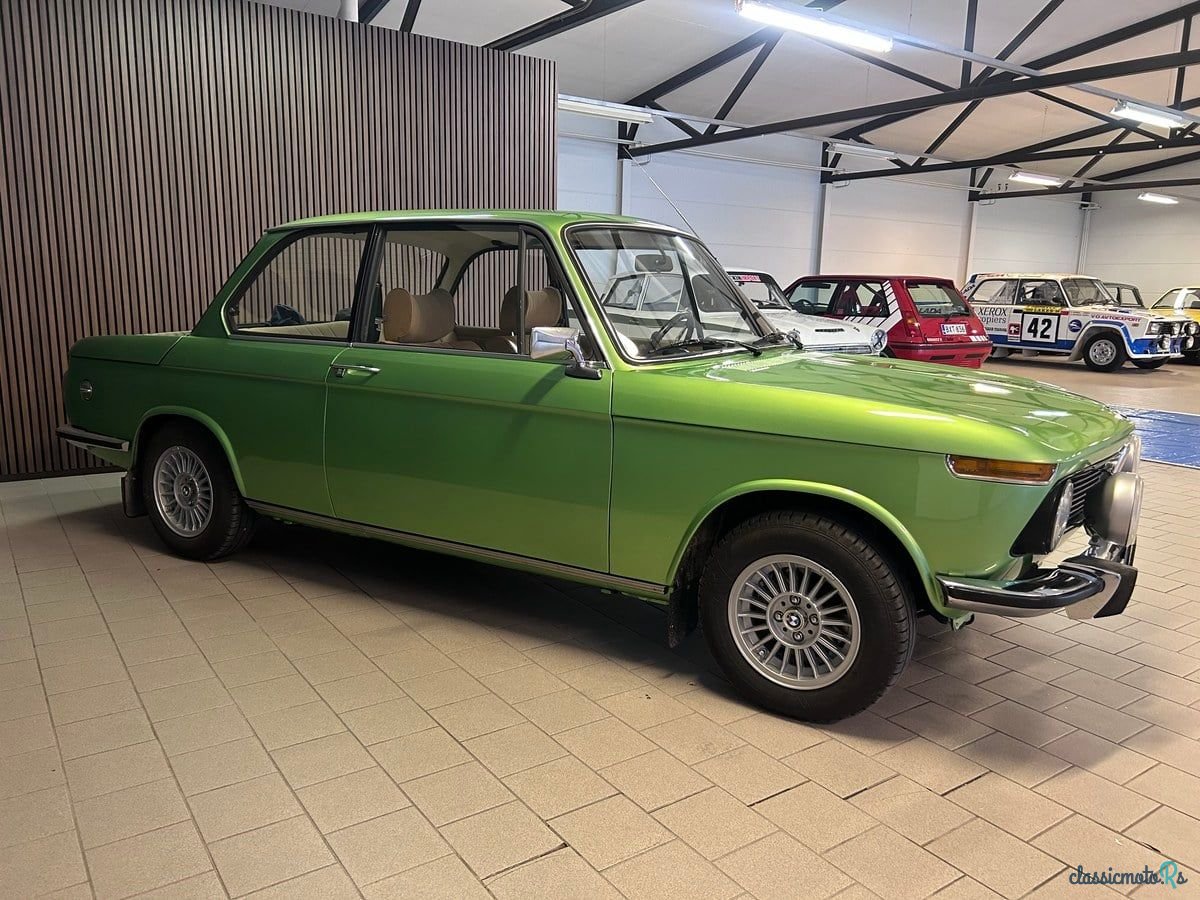 1976' BMW 1502 photo #5