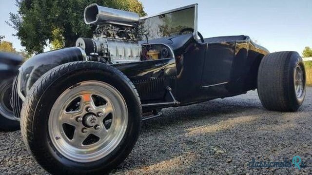 1927' Ford photo #2