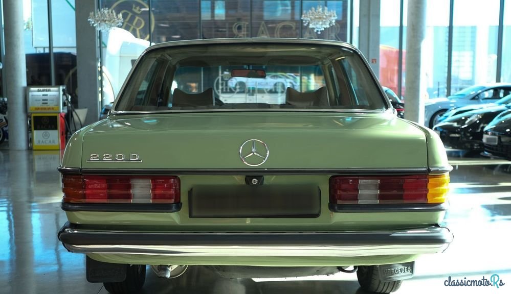 1977' Mercedes-Benz 220 photo #5